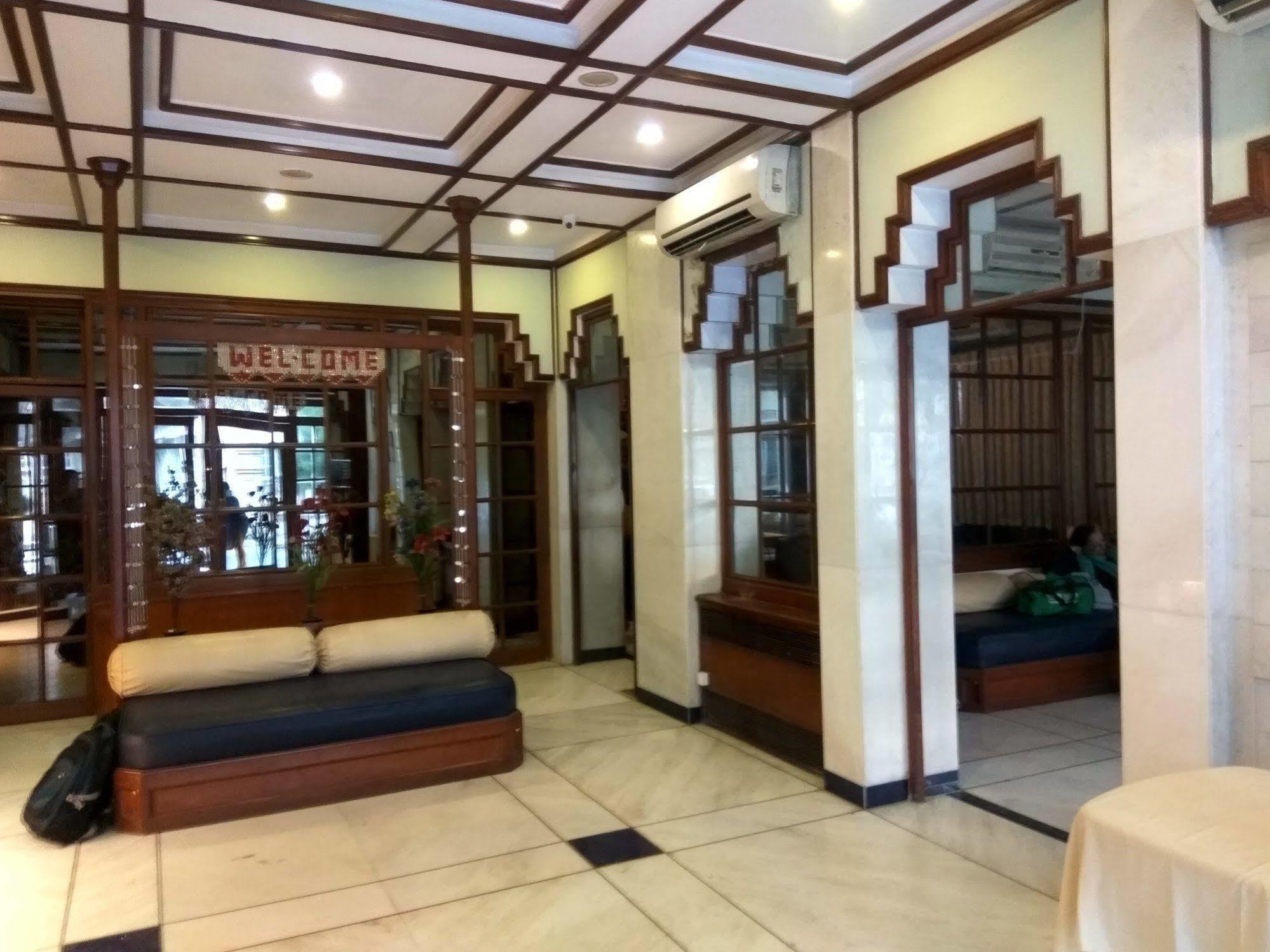 Garden Hotel Bombay Exterior foto