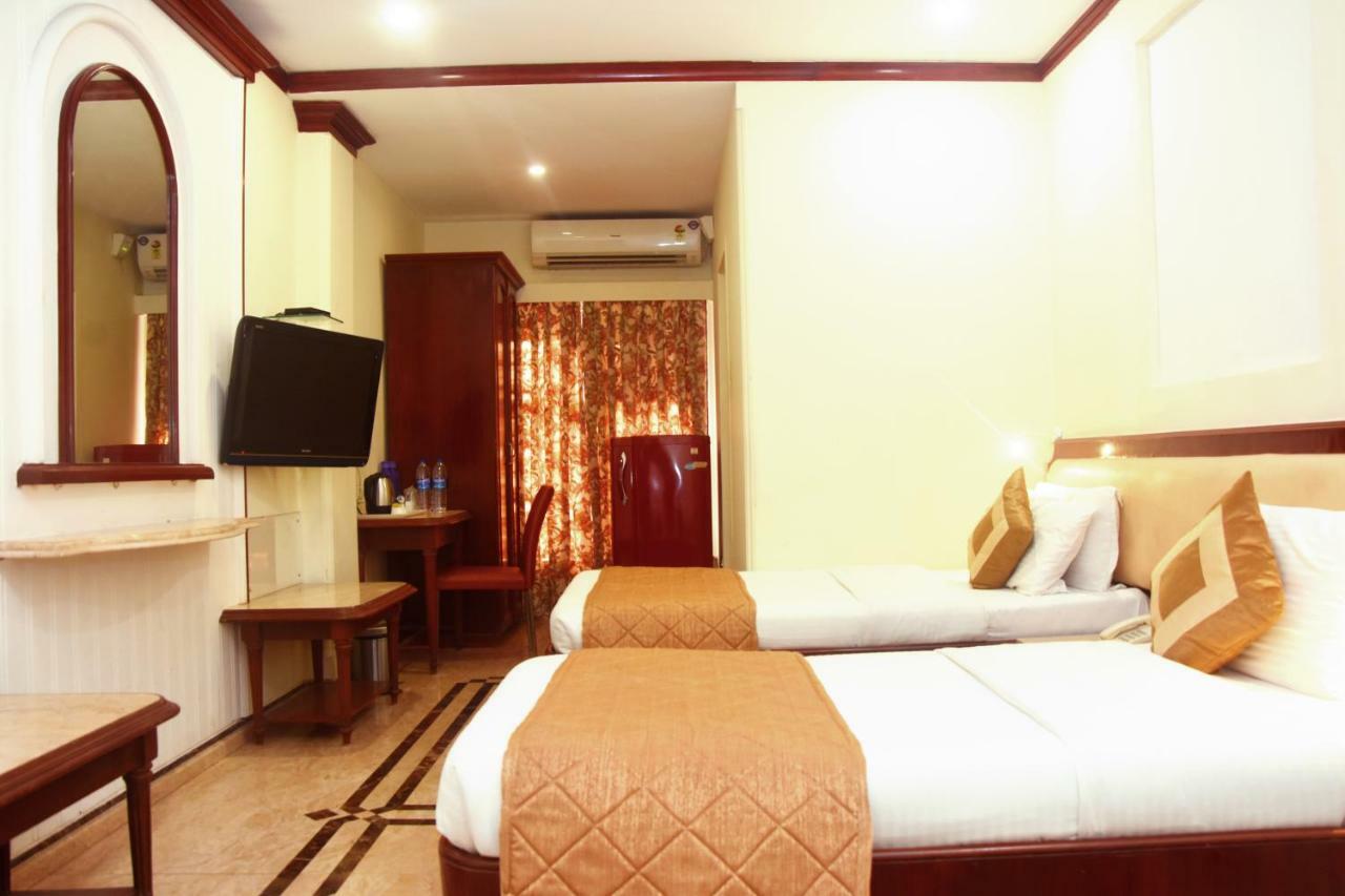 Garden Hotel Bombay Exterior foto